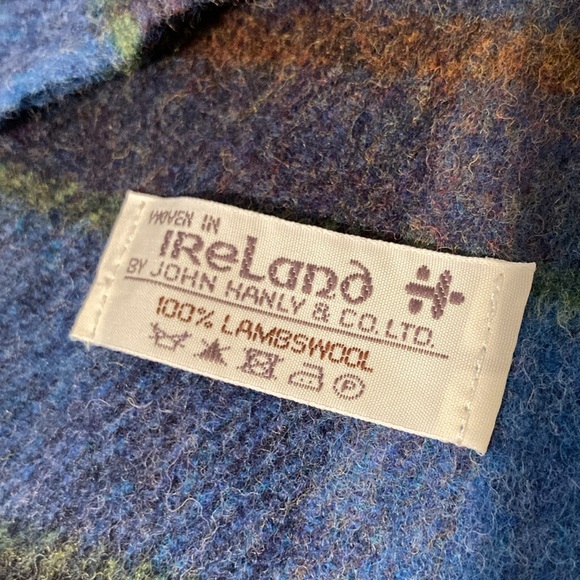 John Hanly lambwool plaid blues scarf Ireland - Picture 8 of 12